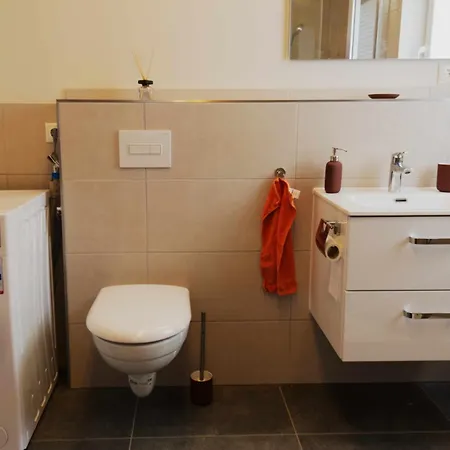 Fleesenseetreppe Links דירה Göhren-Lebbin